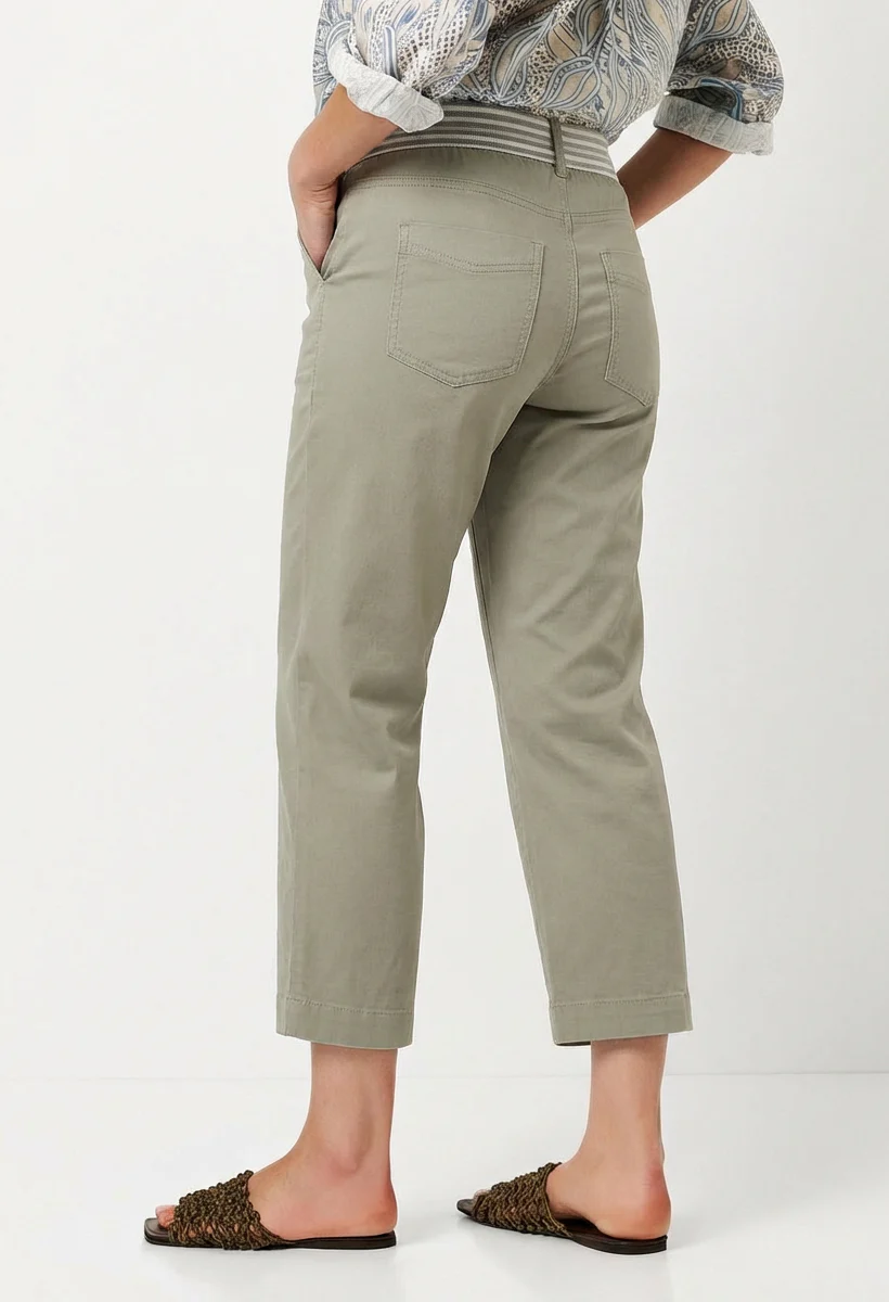 Sue 3/4 Jogpants - Image 7