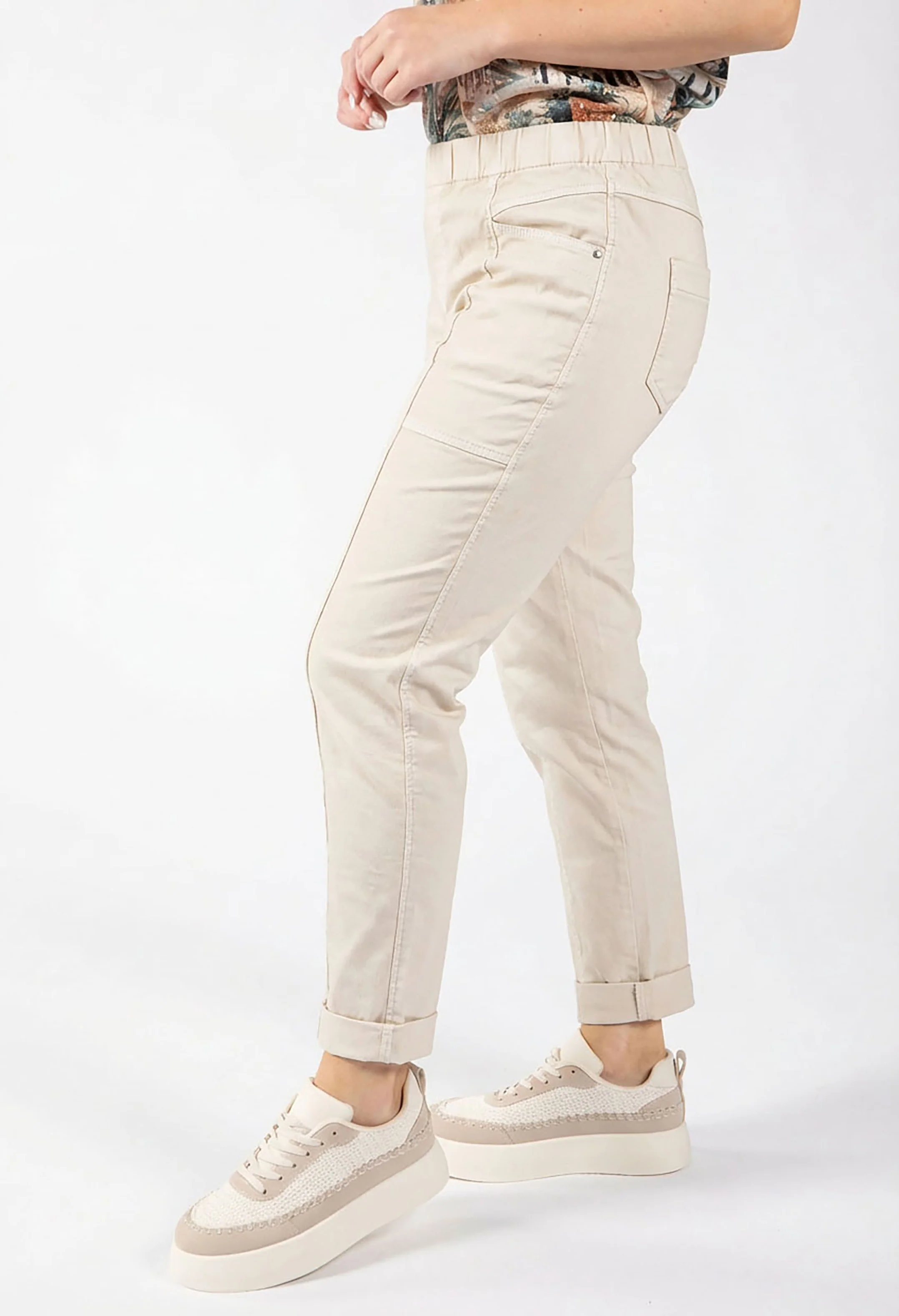 Sue 7/8 Jogpants - Image 8
