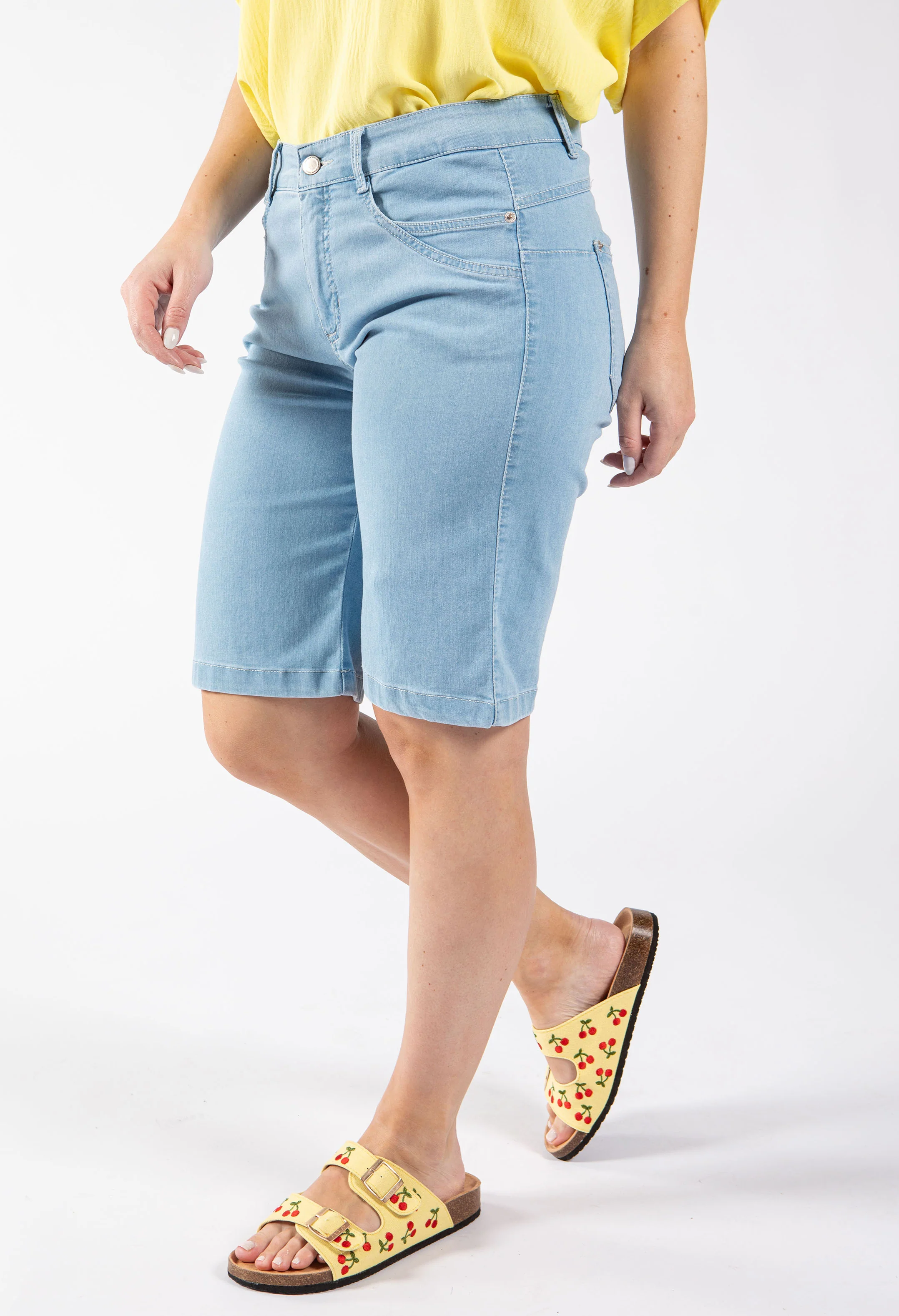 Summer Feeling Denim Bermuda - Image 10