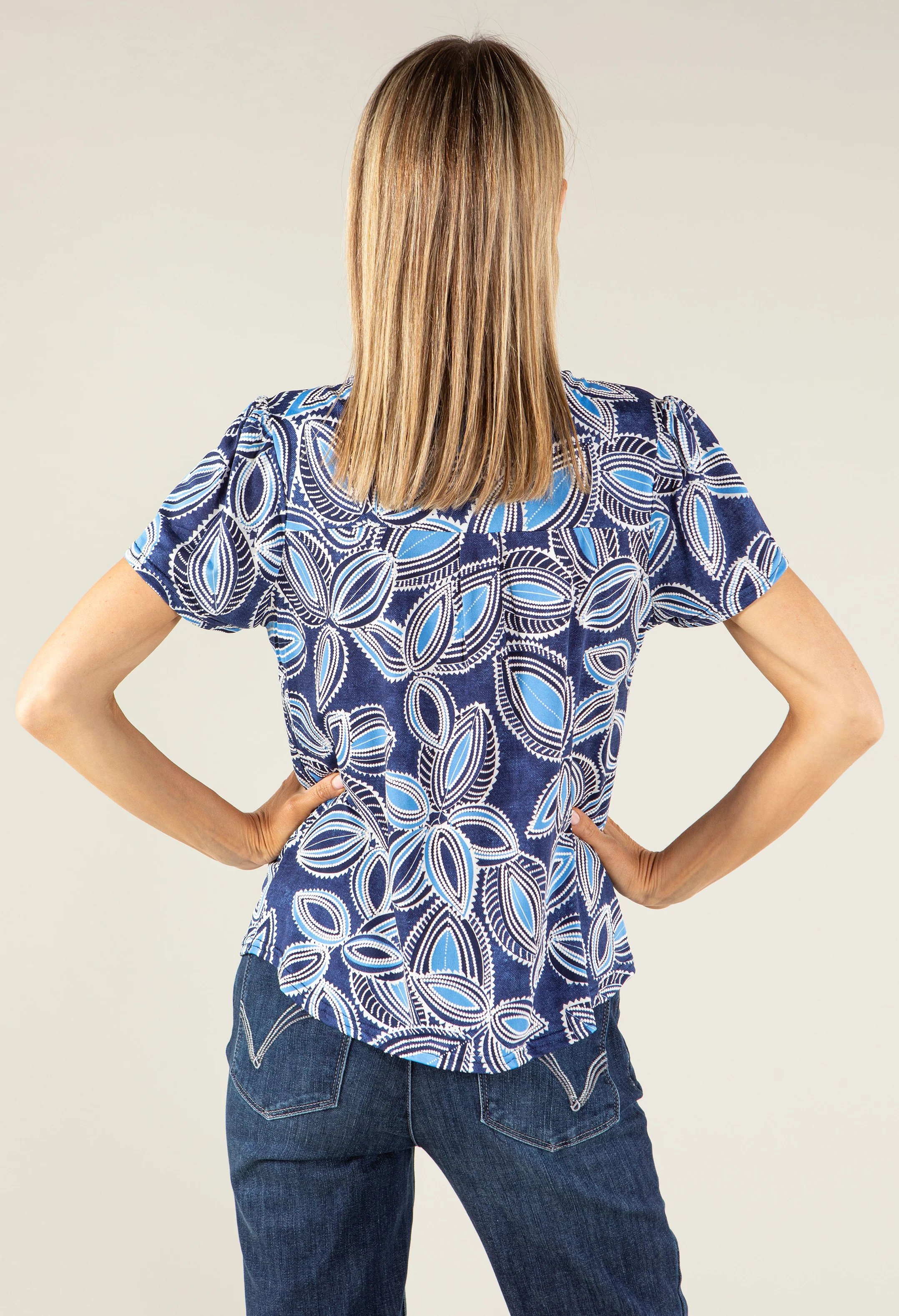 Textured Leaf Print Top - Image 4