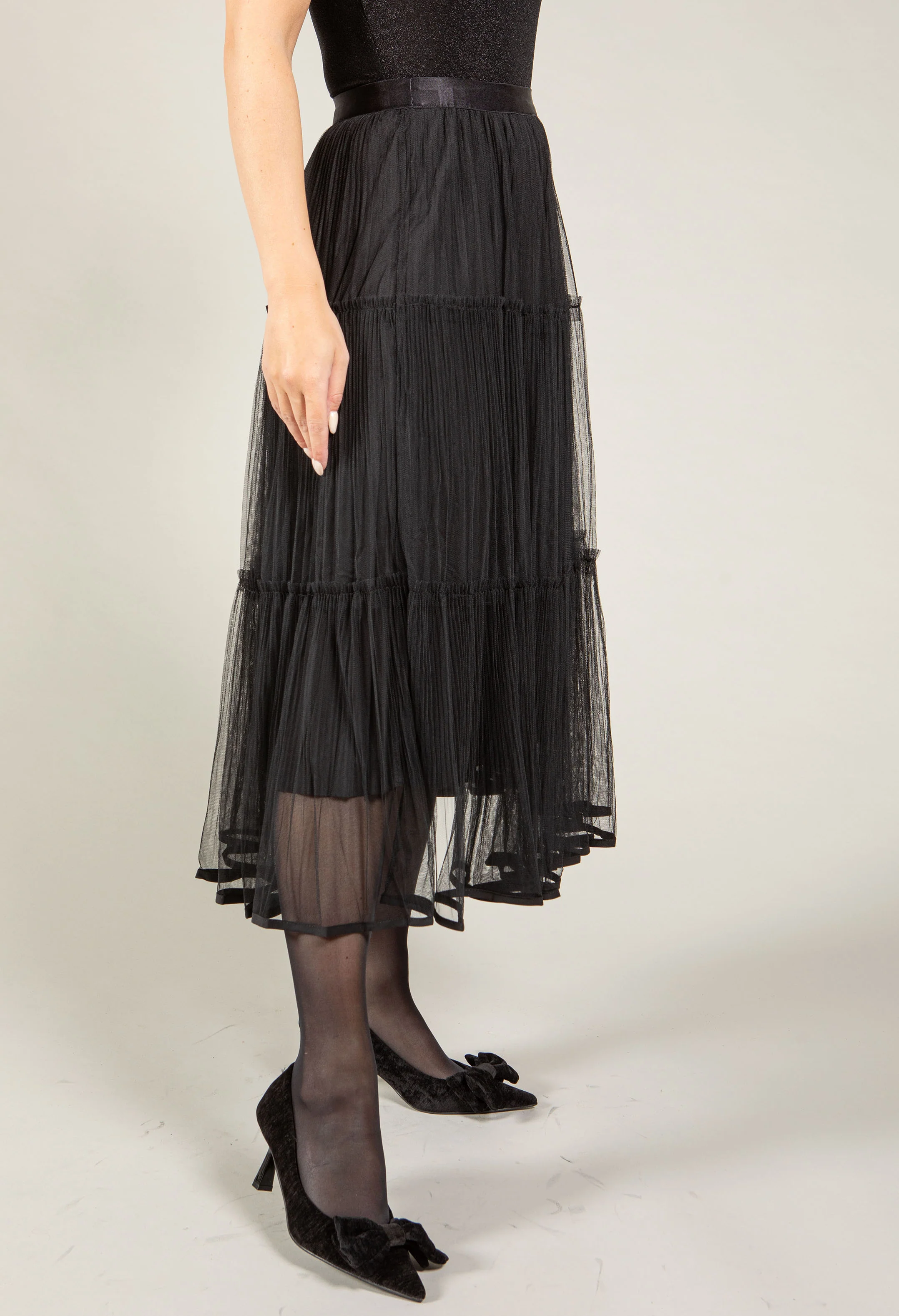 Tiered Hem Tulle Skirt - Image 4