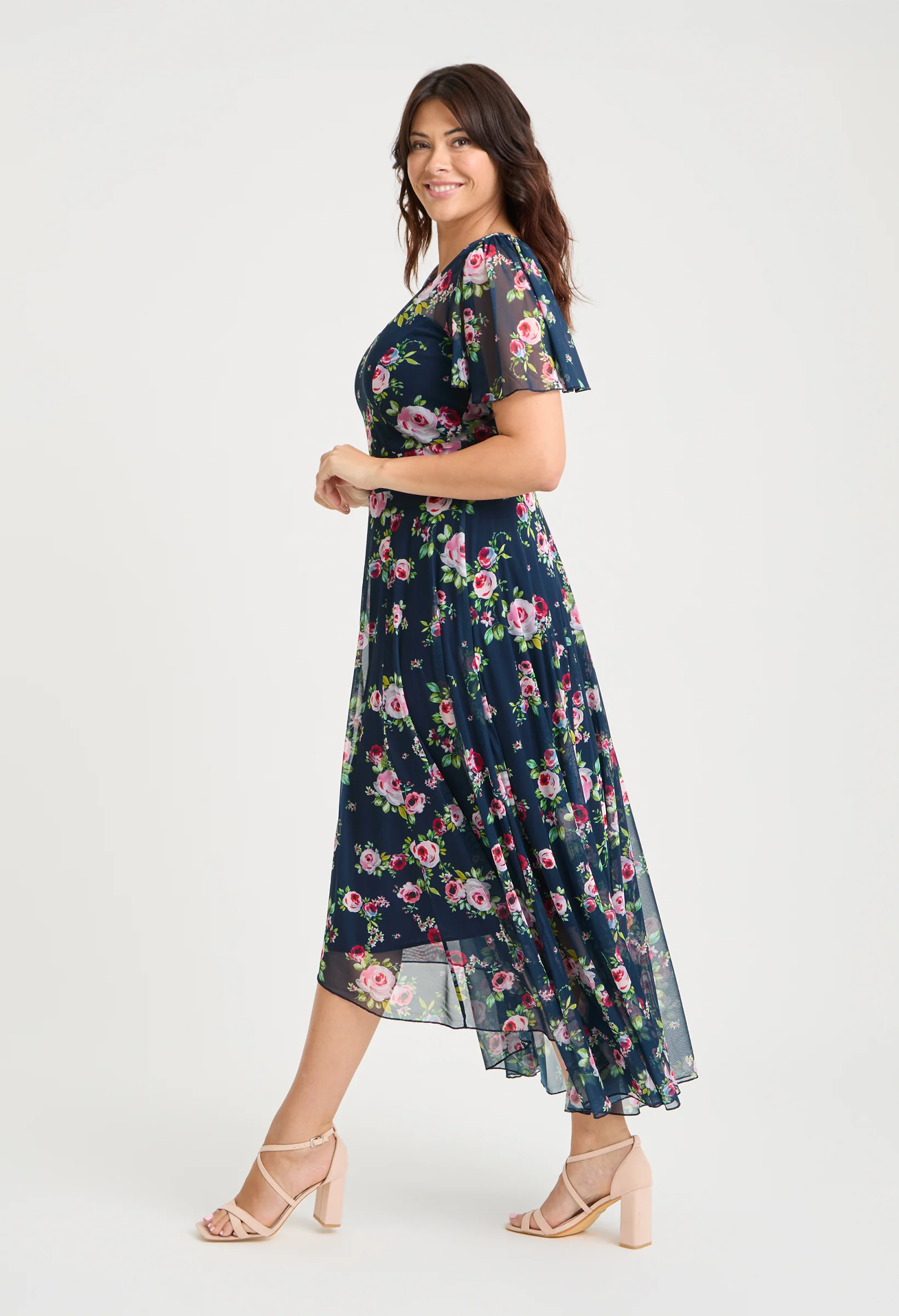 Tilly Angel Sleeve Sweetheart Curve+ Dress - Image 3