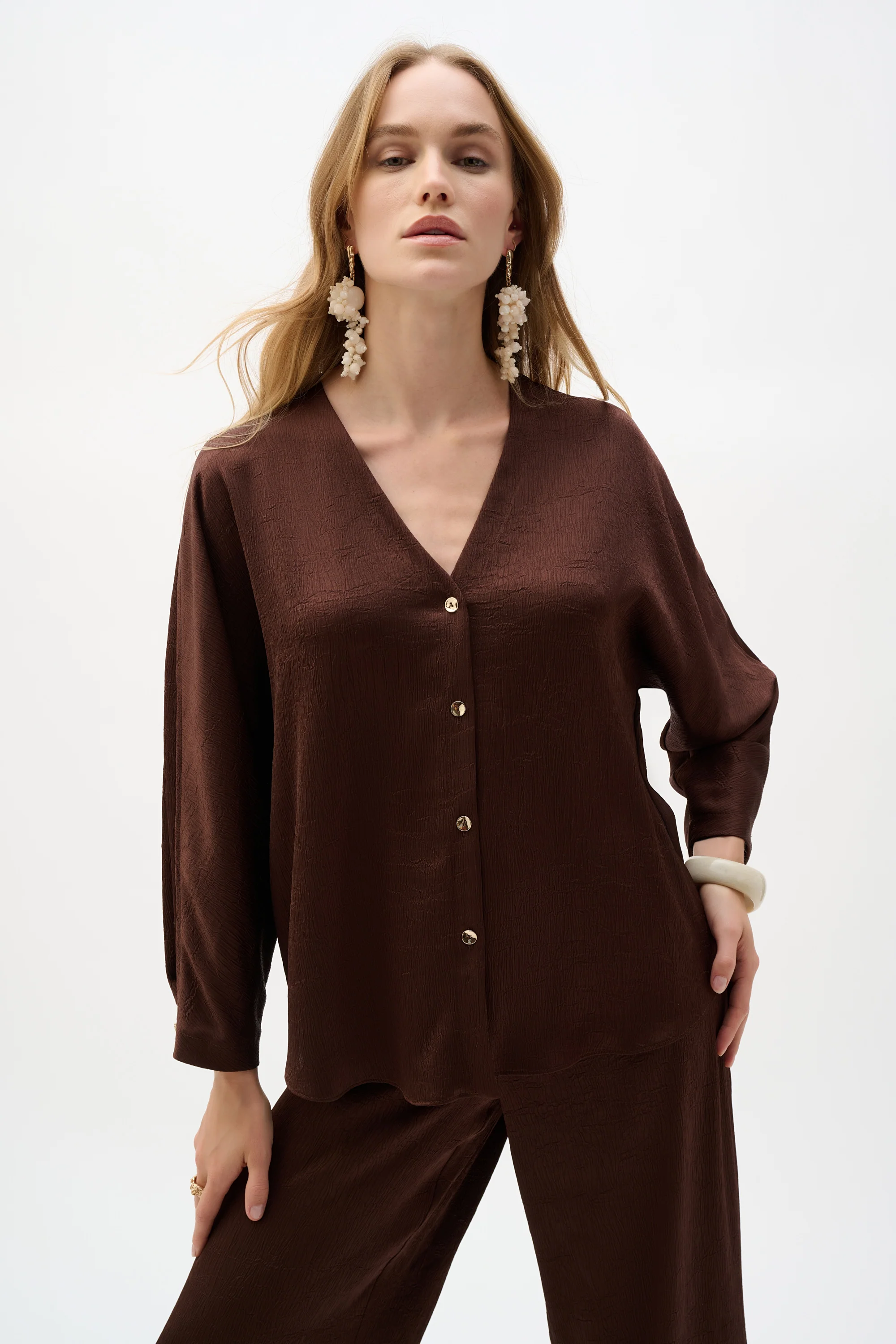 V-neck Relaxed Fit Shirt - Image 3