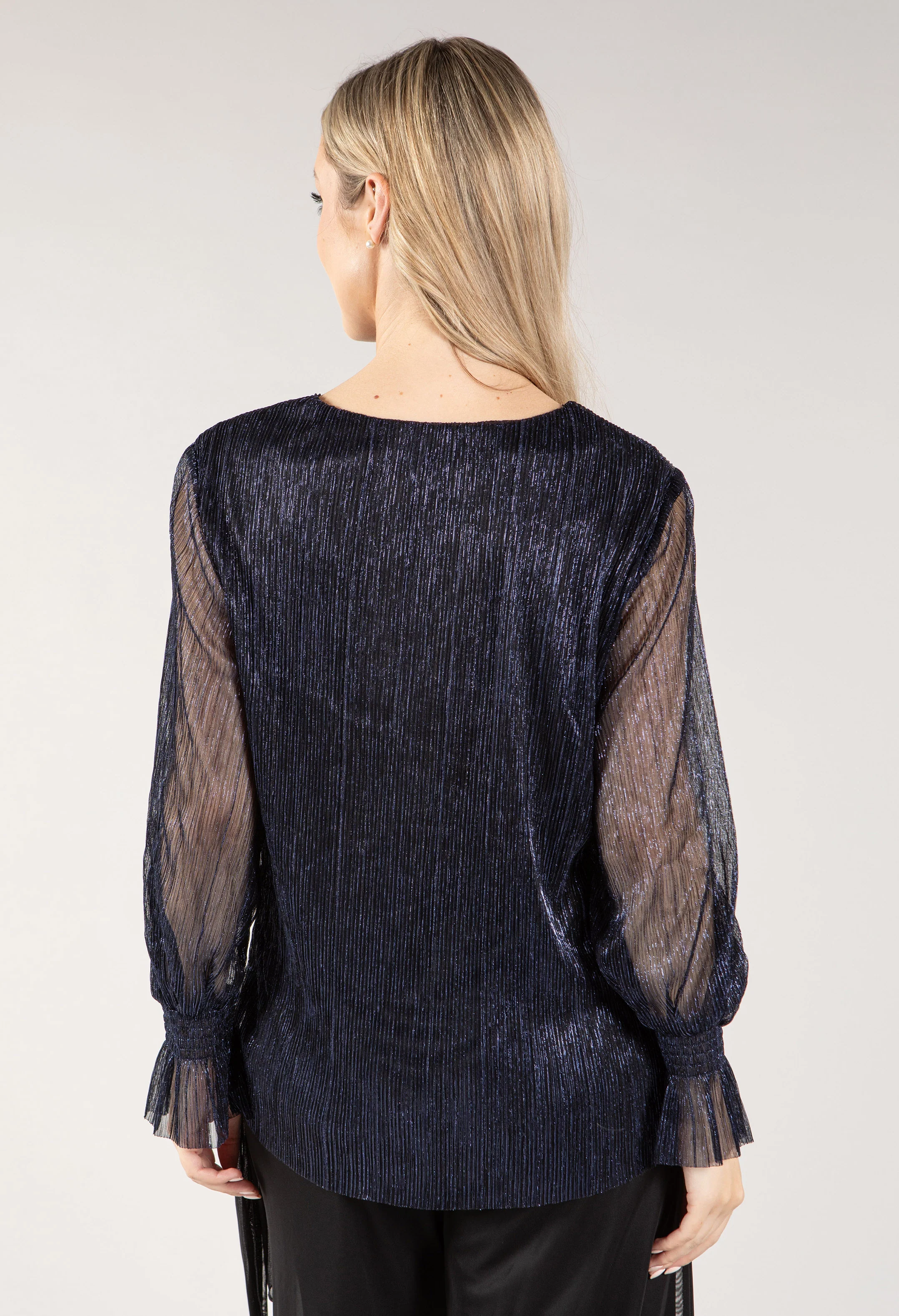 V Neckline Plisse Top - Image 8