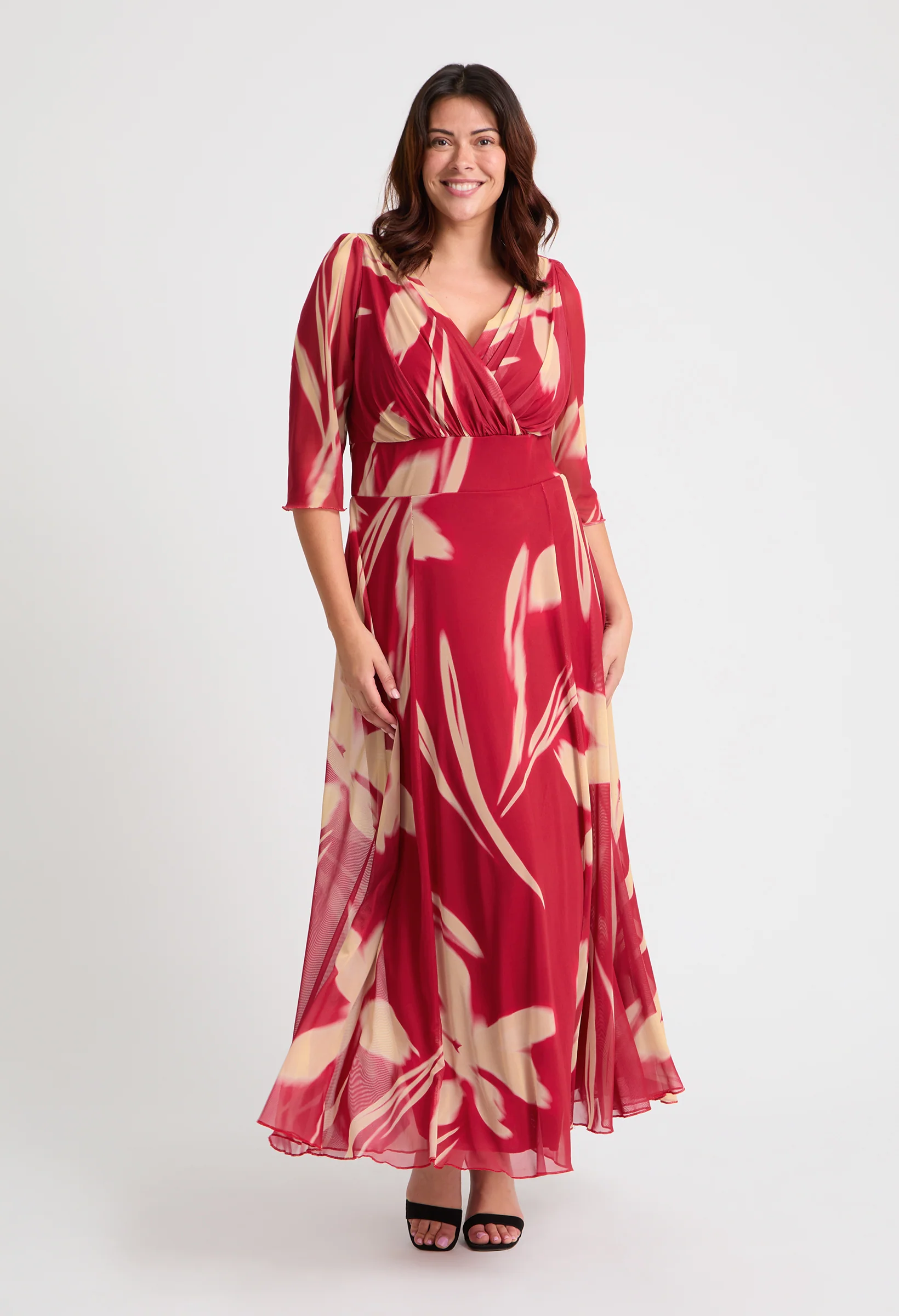 Verity Curve+ Maxi Dress