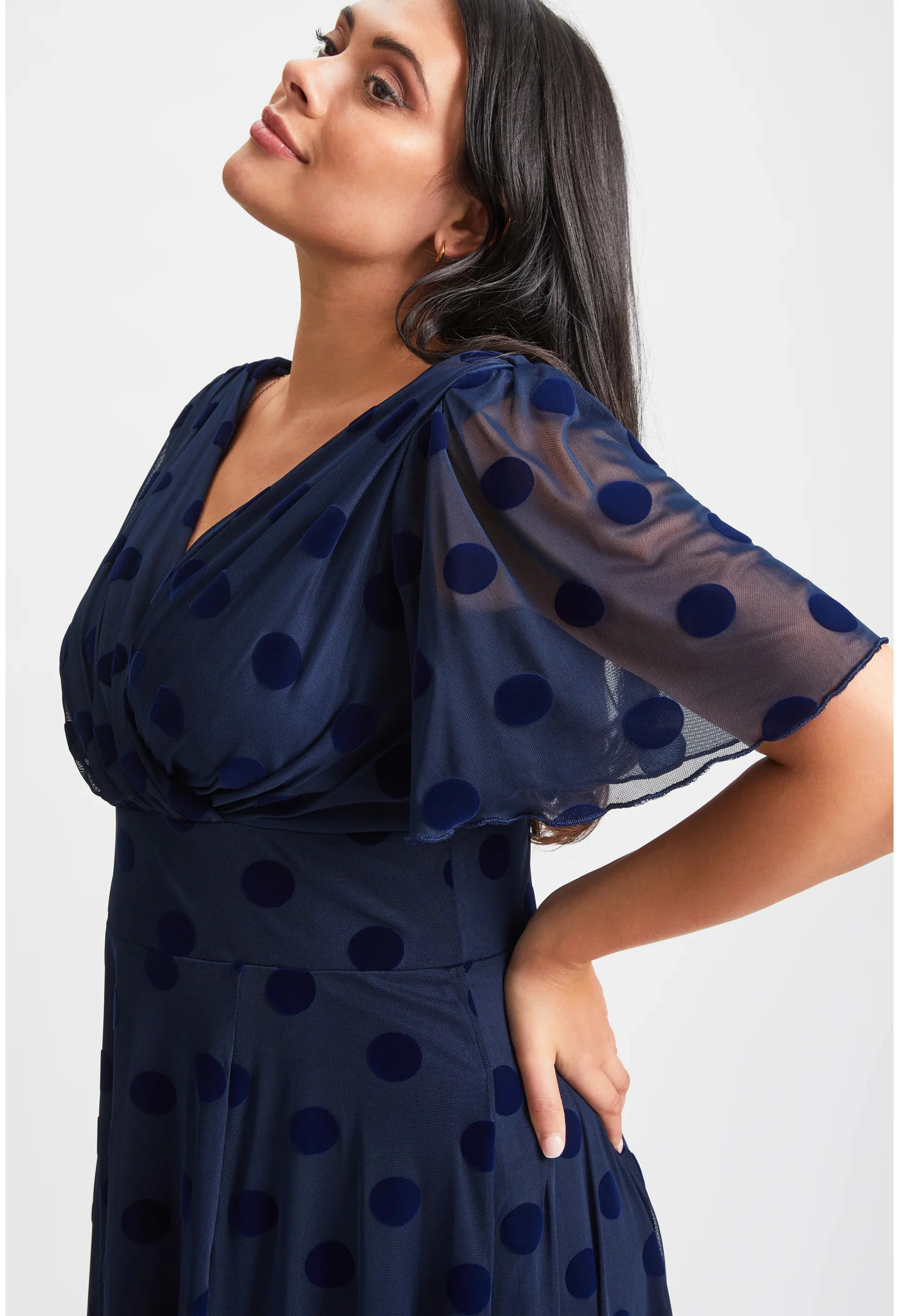 Victoria Angel Sleeve Mesh Midi Curve+ Dress - Image 5