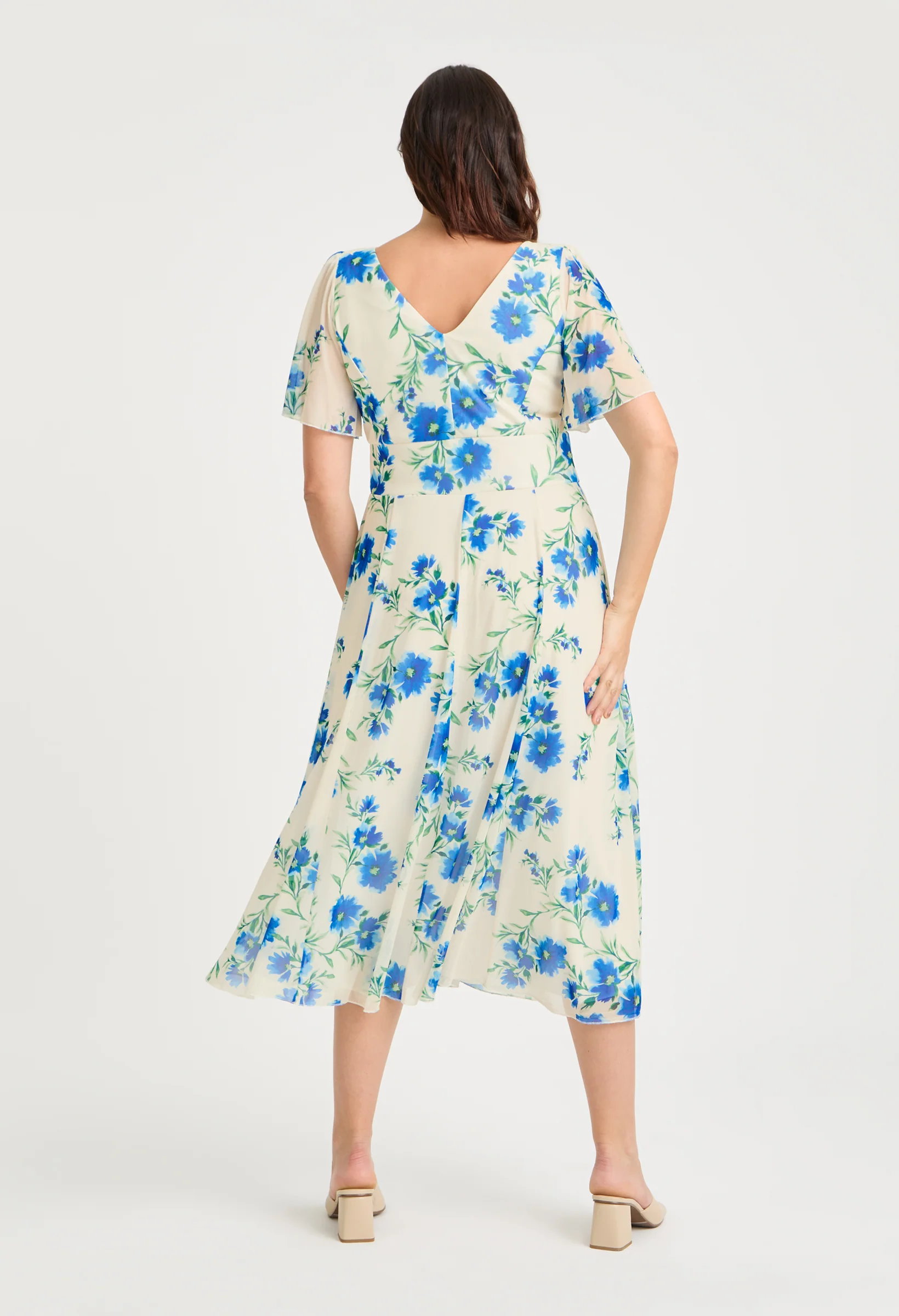 Victoria Angel Sleeve Mesh Midi Curve+ Dress - Image 4