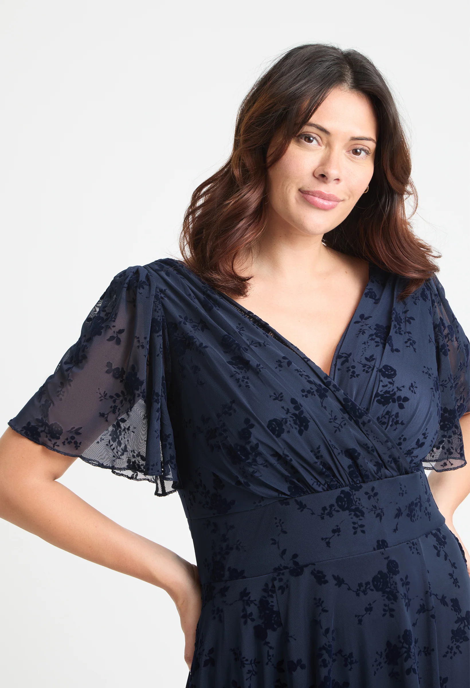 Victoria Angel Sleeve Mesh Midi Curve+ Dress - Image 4