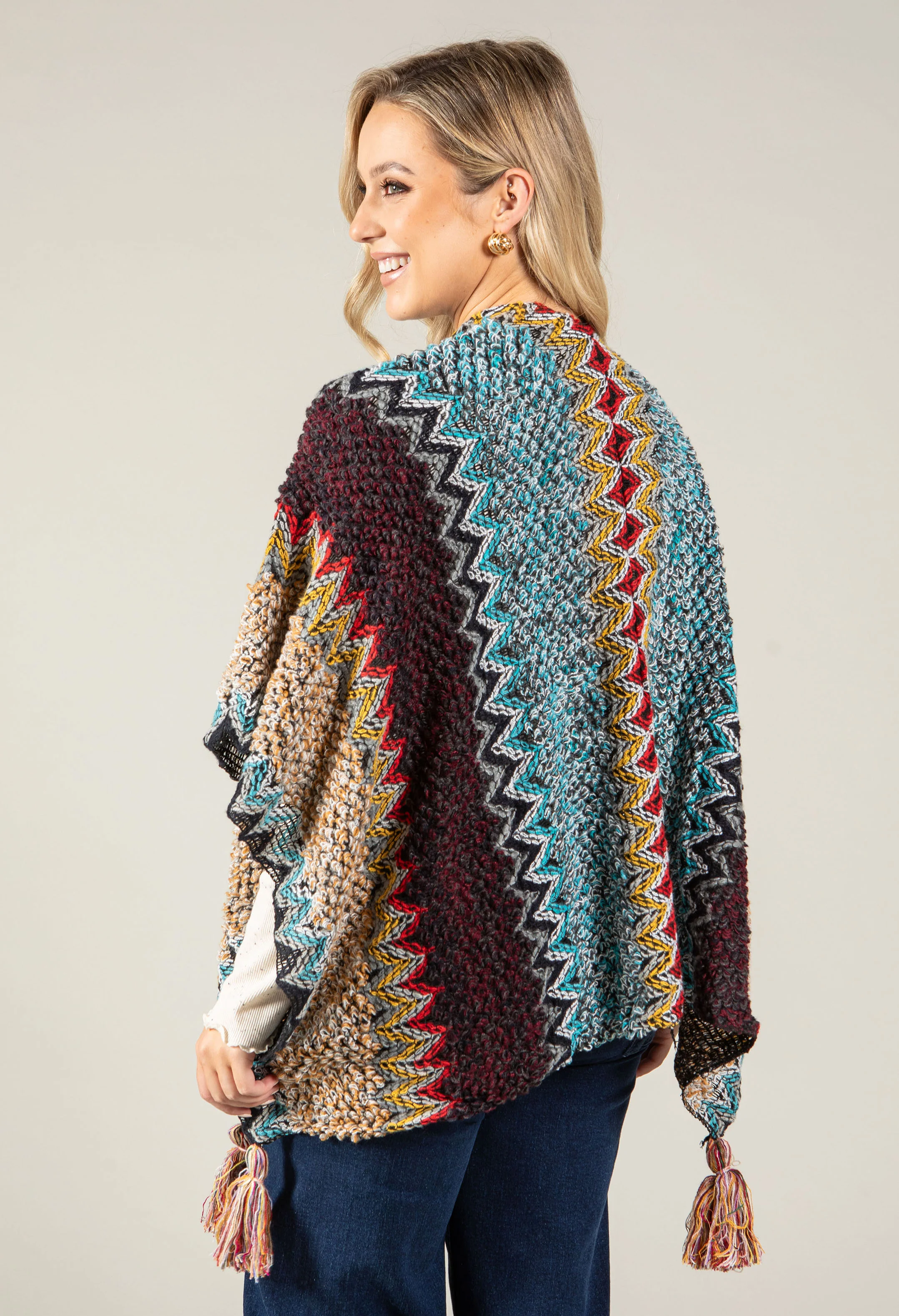 Vintage Style Knit Poncho - Image 4