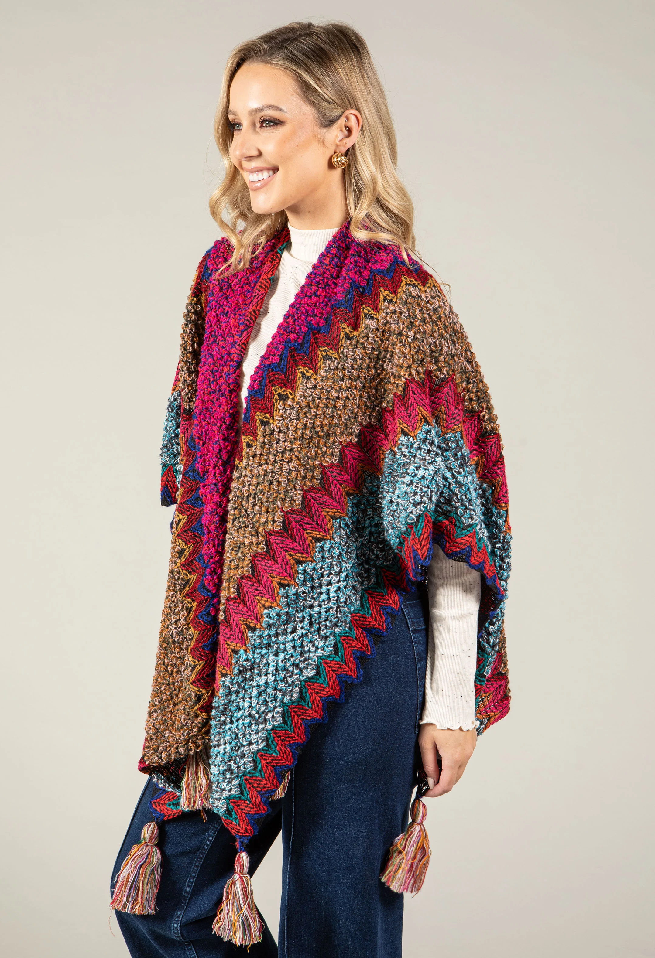 Vintage Style Knit Poncho - Image 7