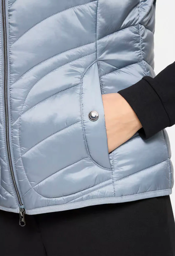 Wadding Quilted Gilet - Image 10