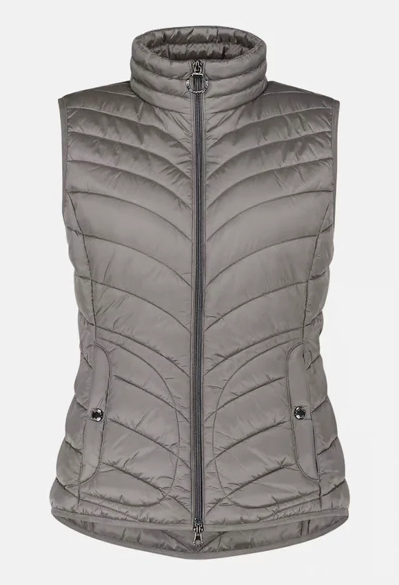 Wadding Quilted Gilet - Image 18