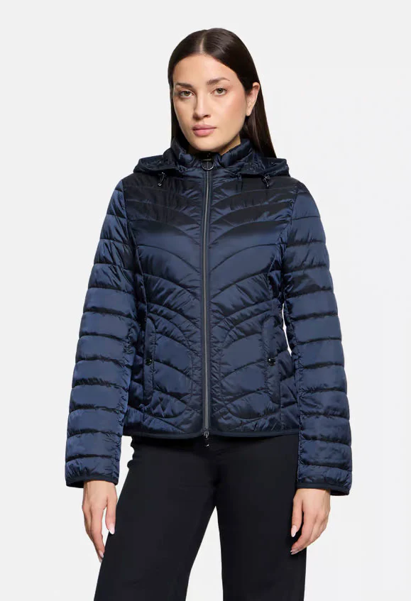 Wadding Quilted Jacket - Image 16