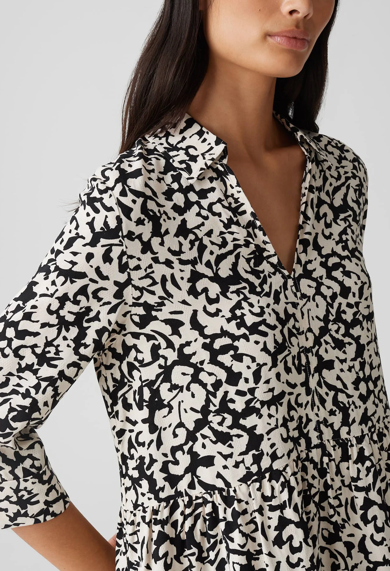 Walari Midi Dress - Image 4