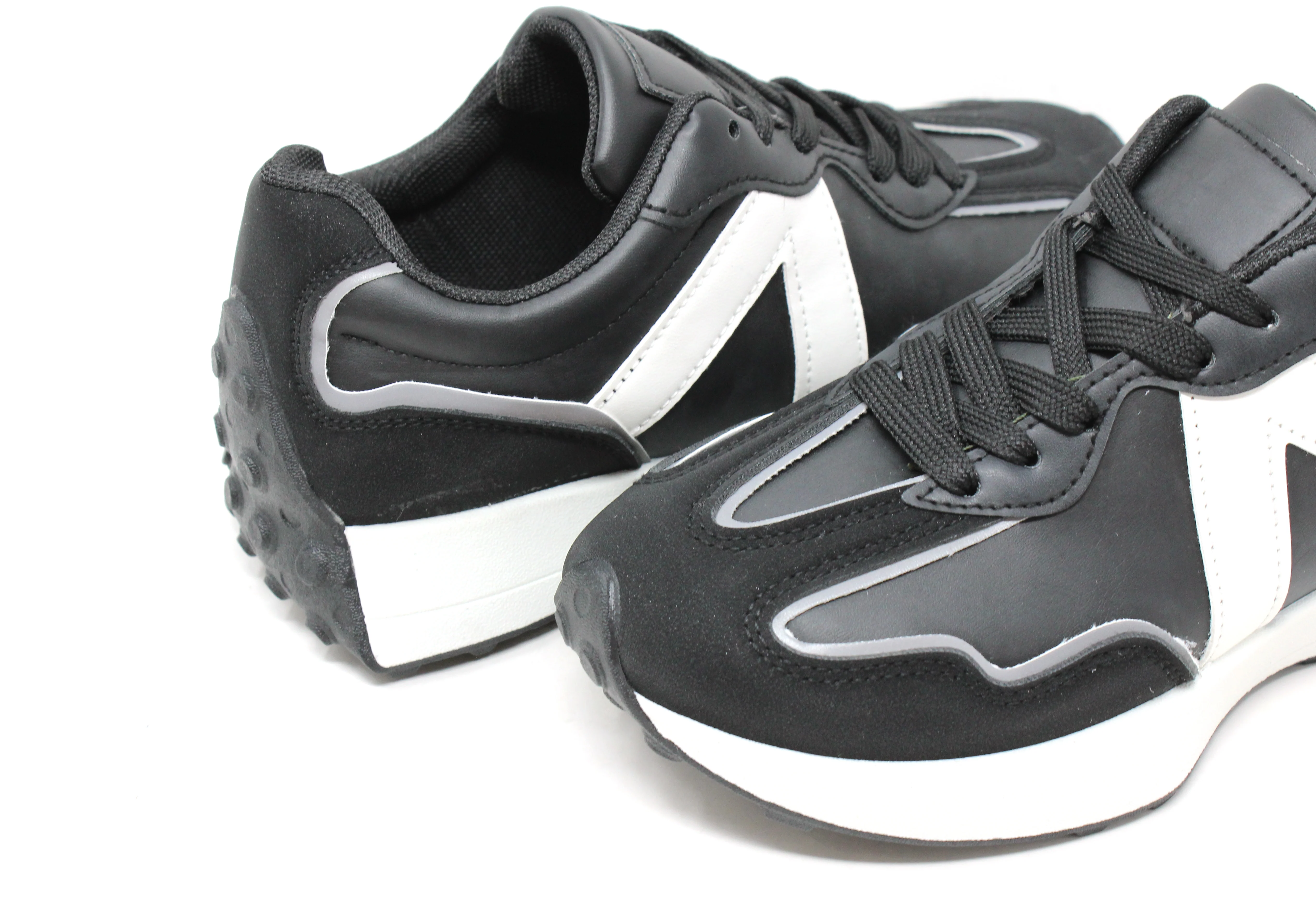 Wave Trainers - Image 4