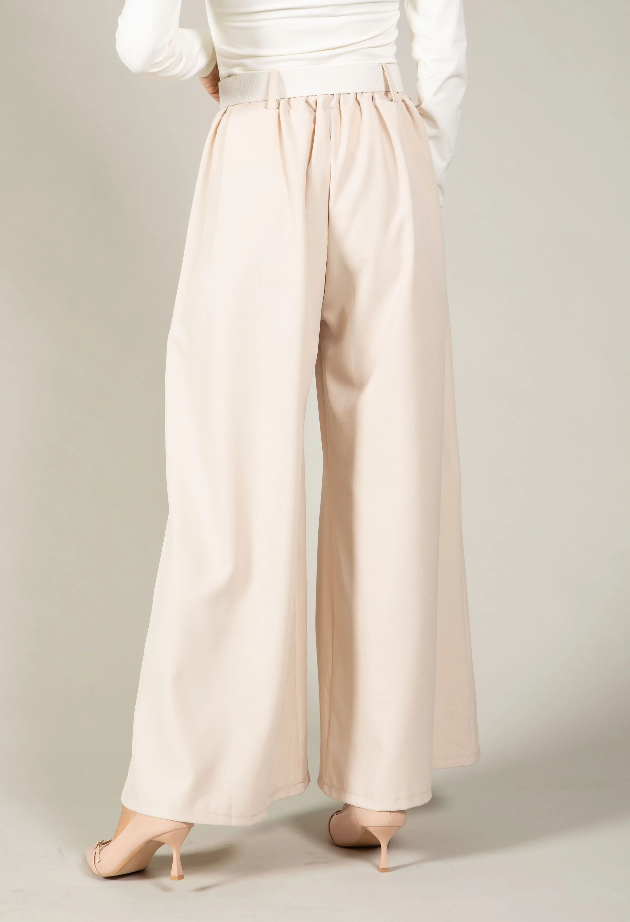 Regular Wide Leg Belted Trousers - Image 10