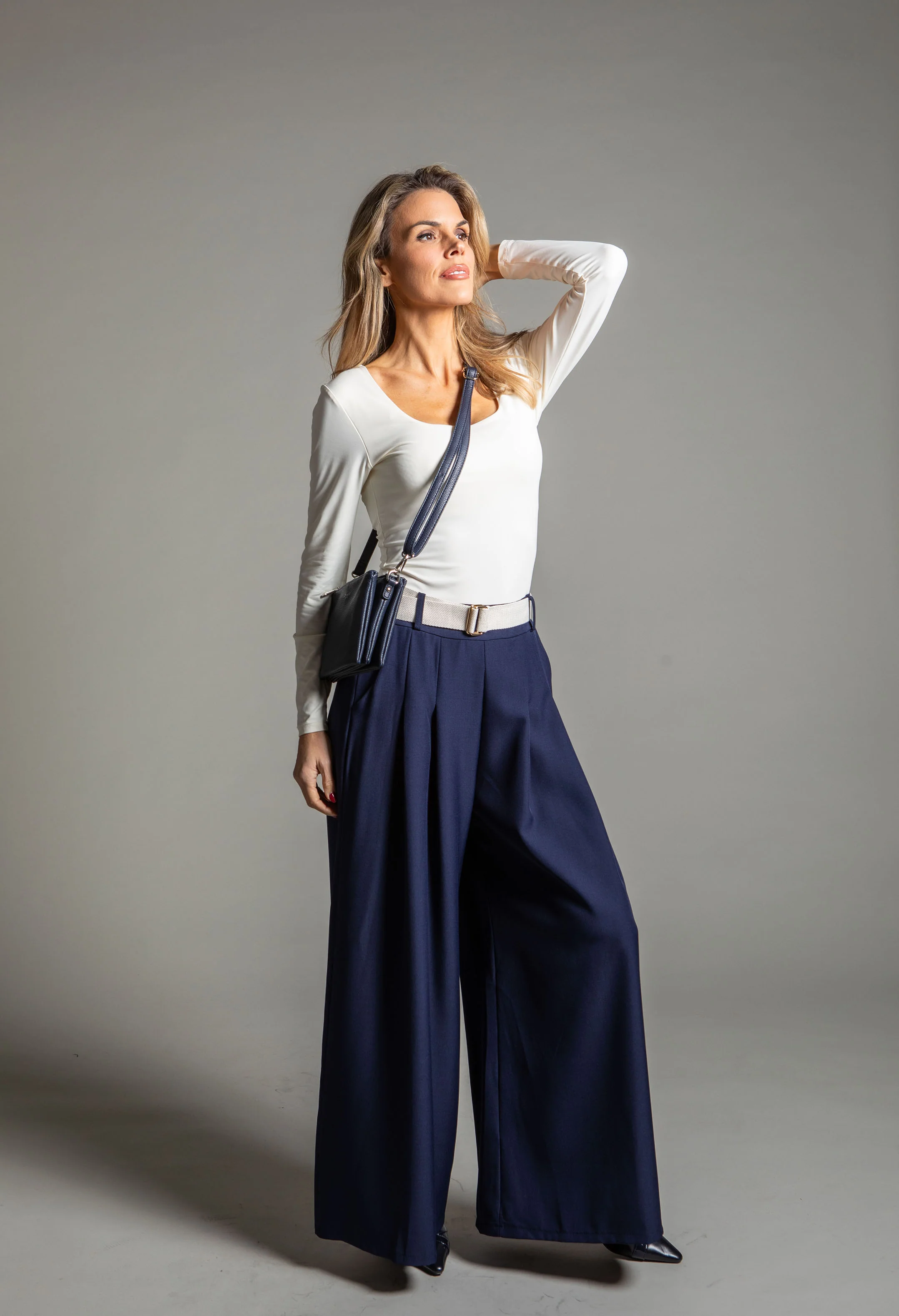 Regular Wide Leg Belted Trousers - Image 2