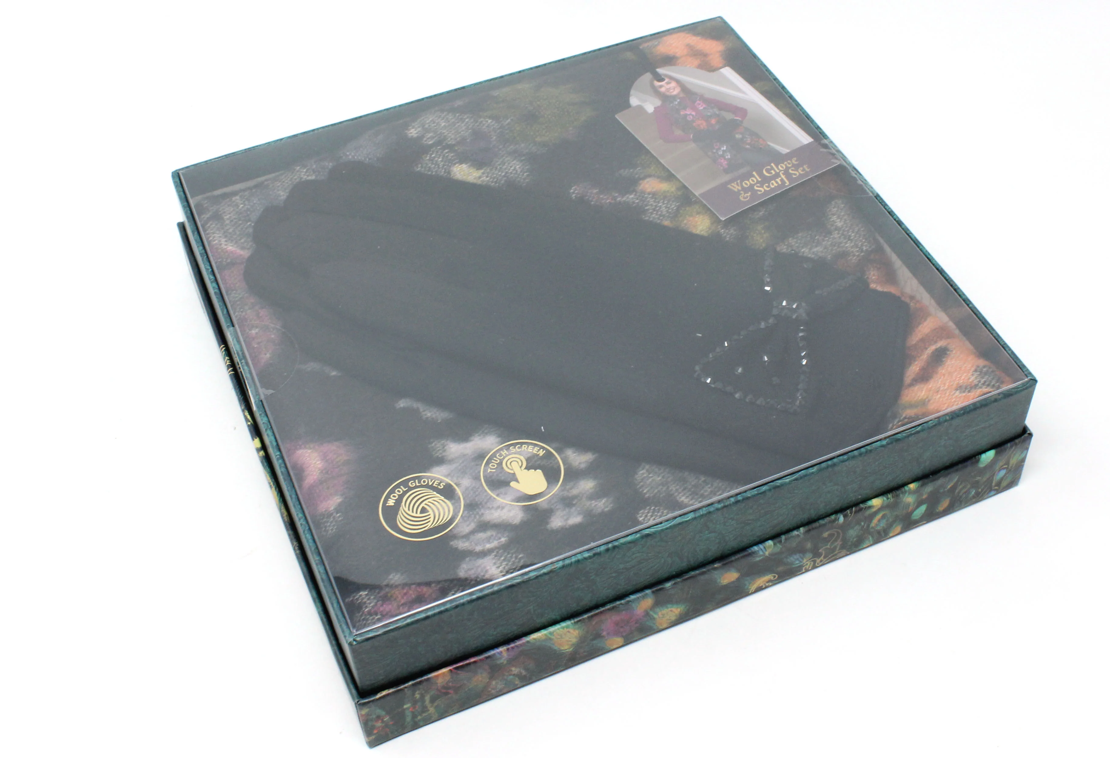 Wool Glove and Scarf Gift Set - Image 10